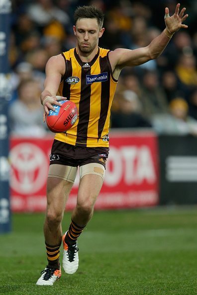 LAUNCESTON, AUSTRALIA - JULY 30: Jack Gunston of the Hawks kicks the ball during the round 19 AFL match between the Hawthorn Hawks and the Carlton Blues at Aurora Stadium on July 30, 2016 in Launceston, Australia. (Photo by Darrian Traynor/Getty Images)